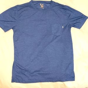 Vuori Mens dri-fit t shirt - L